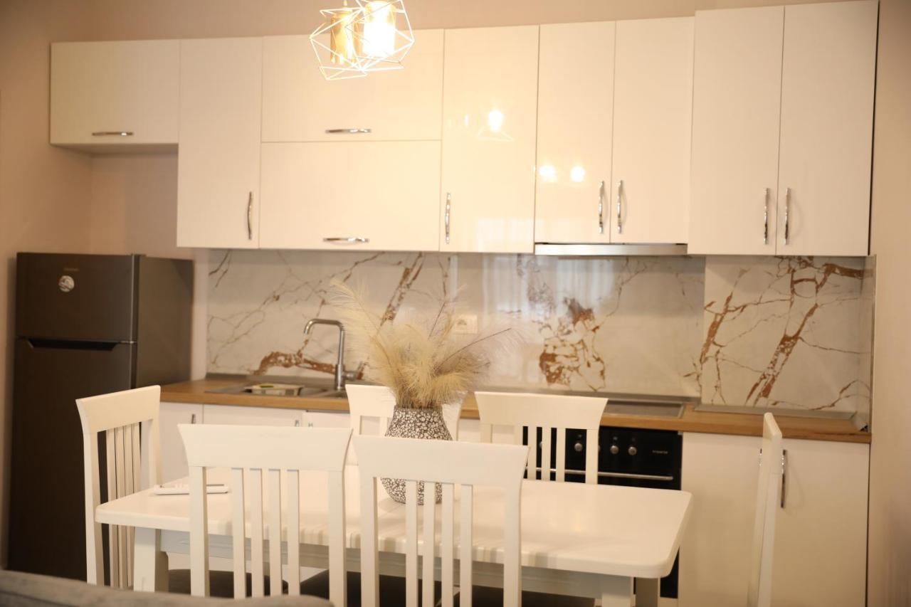 Apartment Amar ชโคเดอร์ ภายนอก รูปภาพ